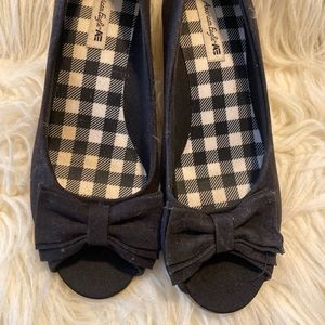 American Eagle Outfitters Shoes - American Eagle Platform heels American Eagle Outfitters Shoes - American Eagle Platform heels